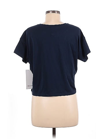 Lululemon Athletica Short Sleeve T-Shirt (view 2)