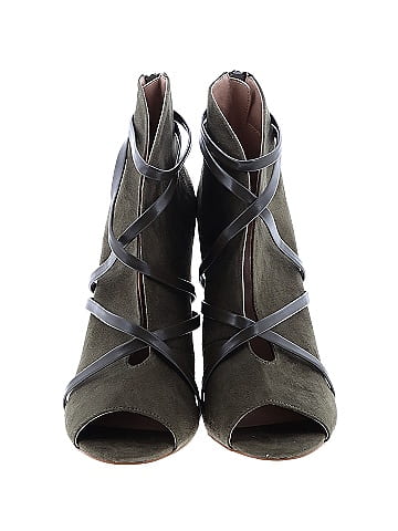 Journee Collection Ankle Boots (view 2)