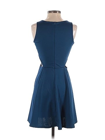 Belongsci Cocktail Dress (view 2)