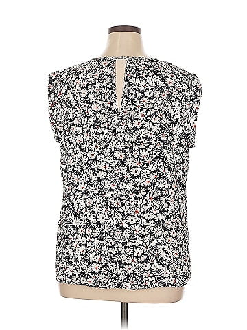 Nine West Sleeveless Blouse (view 2)