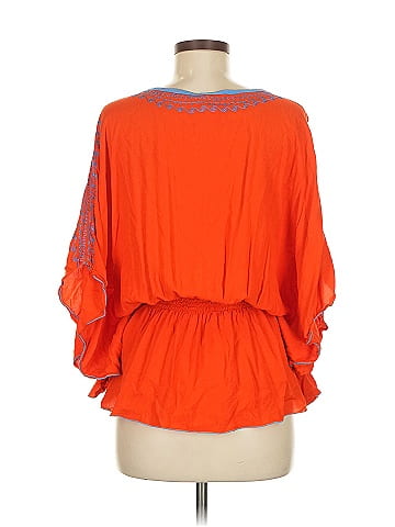 Hecho a Mano 3/4 Sleeve Blouse (view 2)