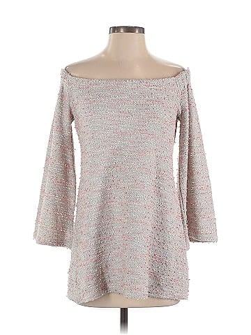 En Creme Pullover Sweater (view 1)