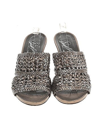 Donald J Pliner Heels (view 2)