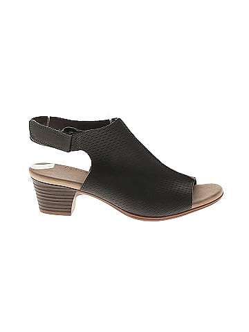 Clarks Heels (view 1)