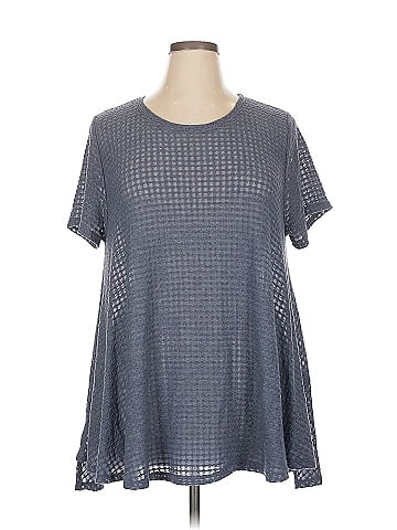Everleigh Short Sleeve T-Shirt (view 1)