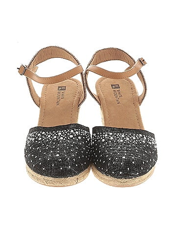 White Mountain Wedges (view 2)