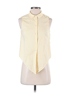 La Maille Sezane Paris Sleeveless Button Down Shirt