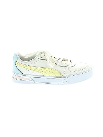 Puma Sneakers (view 1)