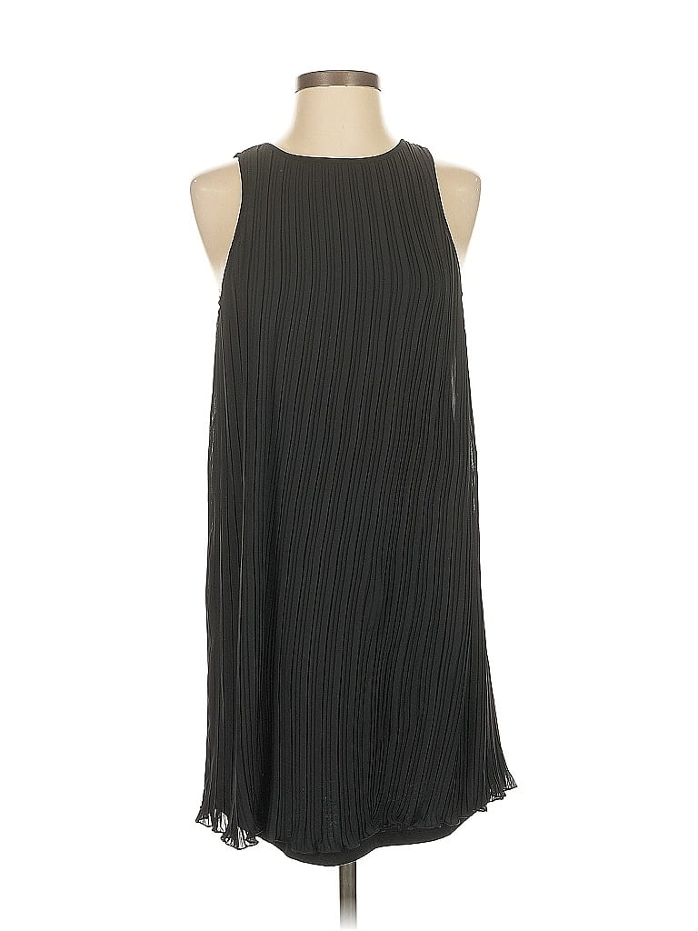 Pre-owned Willow & Clay Casual Dress In Black