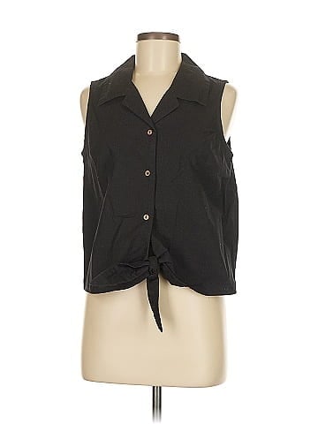 RD Style Sleeveless Button-Down Shirt (view 1)