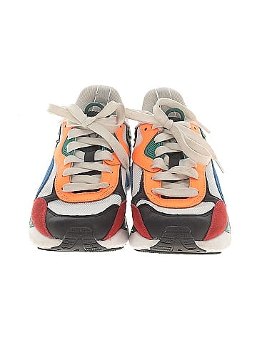 Puma Sneakers (view 2)