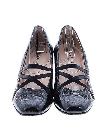 Anyi Lu Heels (view 2)