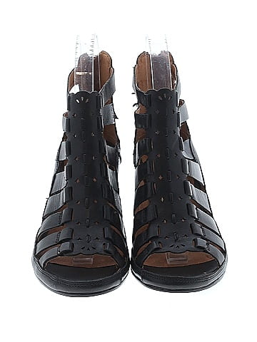 Pikolinos Ankle Boots (view 2)