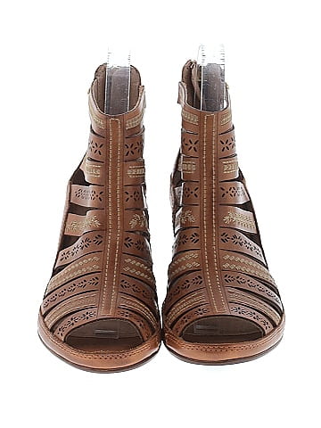 Pikolinos Ankle Boots (view 2)