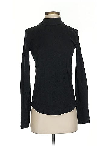 Lululemon Athletica Long Sleeve Turtleneck (view 1)
