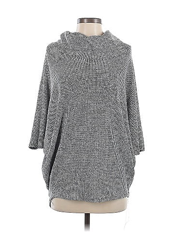 Korye Poncho (view 1)