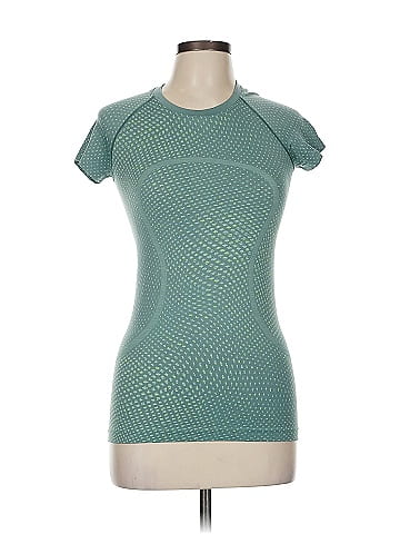 Lululemon Athletica Active T-Shirt (view 1)