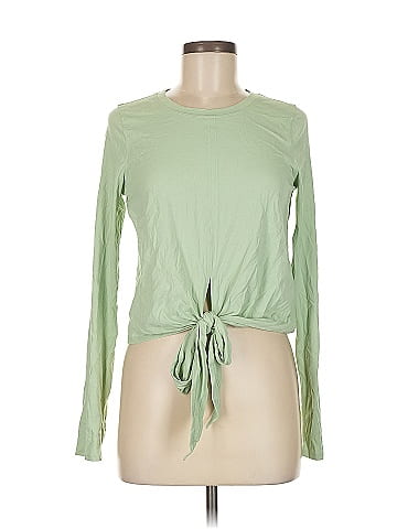 Lululemon Athletica Long Sleeve T-Shirt (view 1)