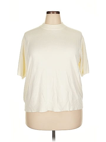 Sag Harbor Pullover Sweater (view 1)