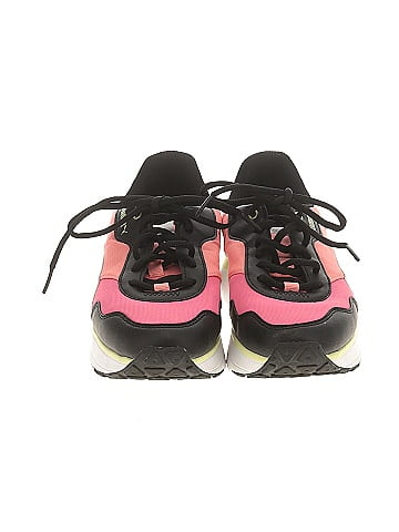 Puma Sneakers (view 2)