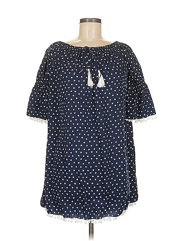 America & Beyond Short Sleeve Blouse (view 1)