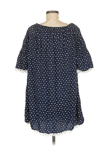 America & Beyond Short Sleeve Blouse (view 2)