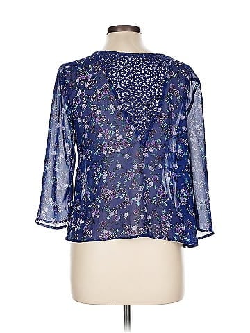 Arizona Jean Company 3/4 Sleeve Blouse (view 2)