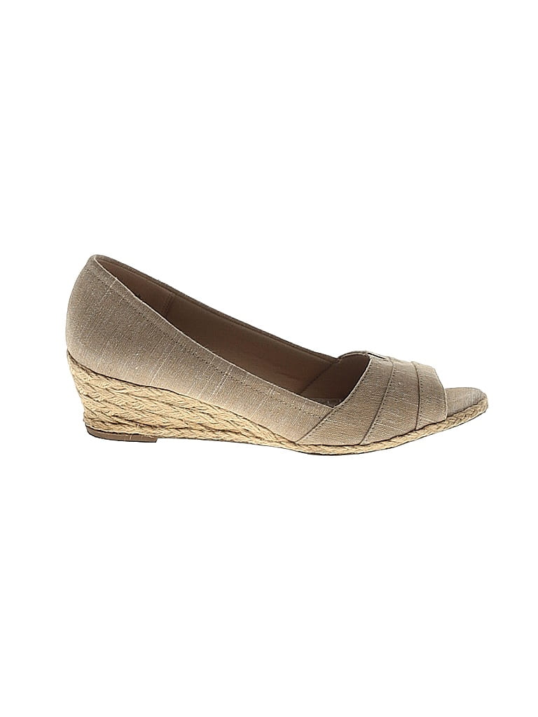 Coach and Four Tan Wedges Size 8 1/2 - photo 1