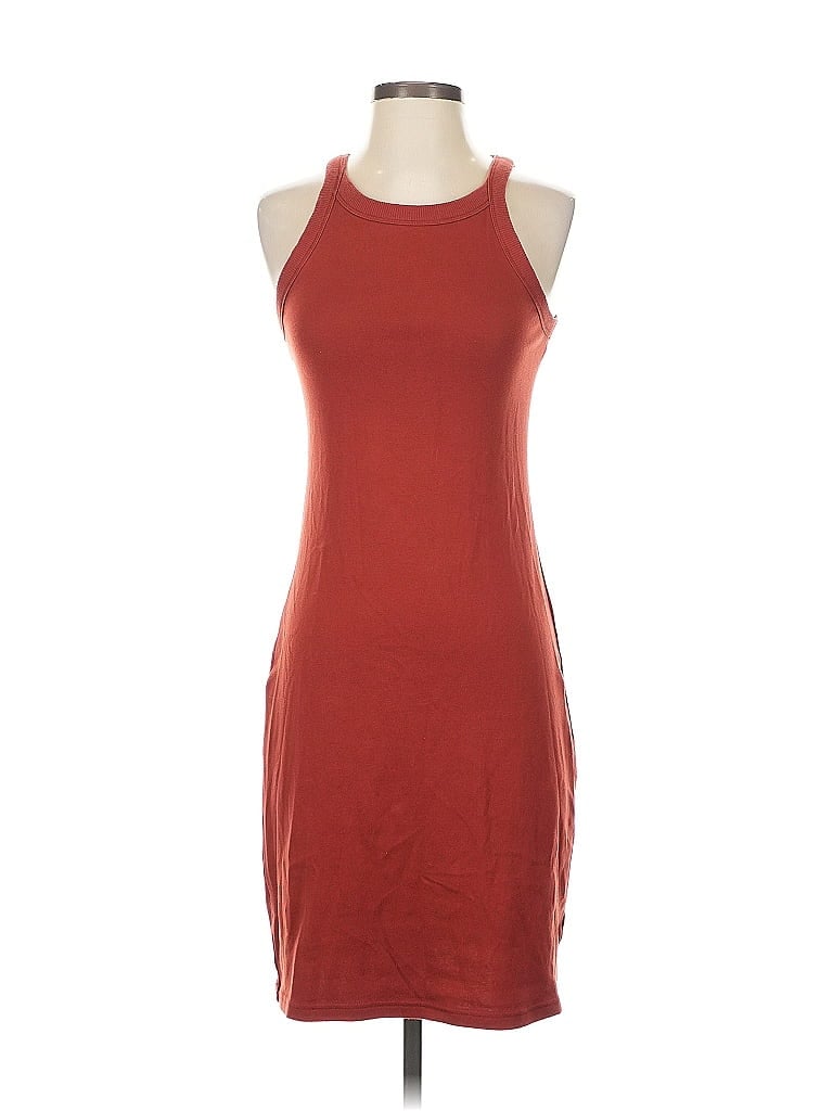 Click to view more detailed imagery on our partner's website Pre-owned Gap Casual Dress In Red