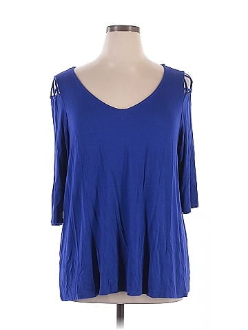 Green Envelope 3/4 Sleeve Top (view 1)