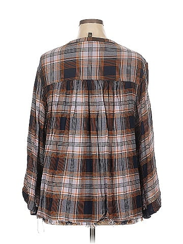 Jessica Simpson 3/4 Sleeve Blouse (view 2)