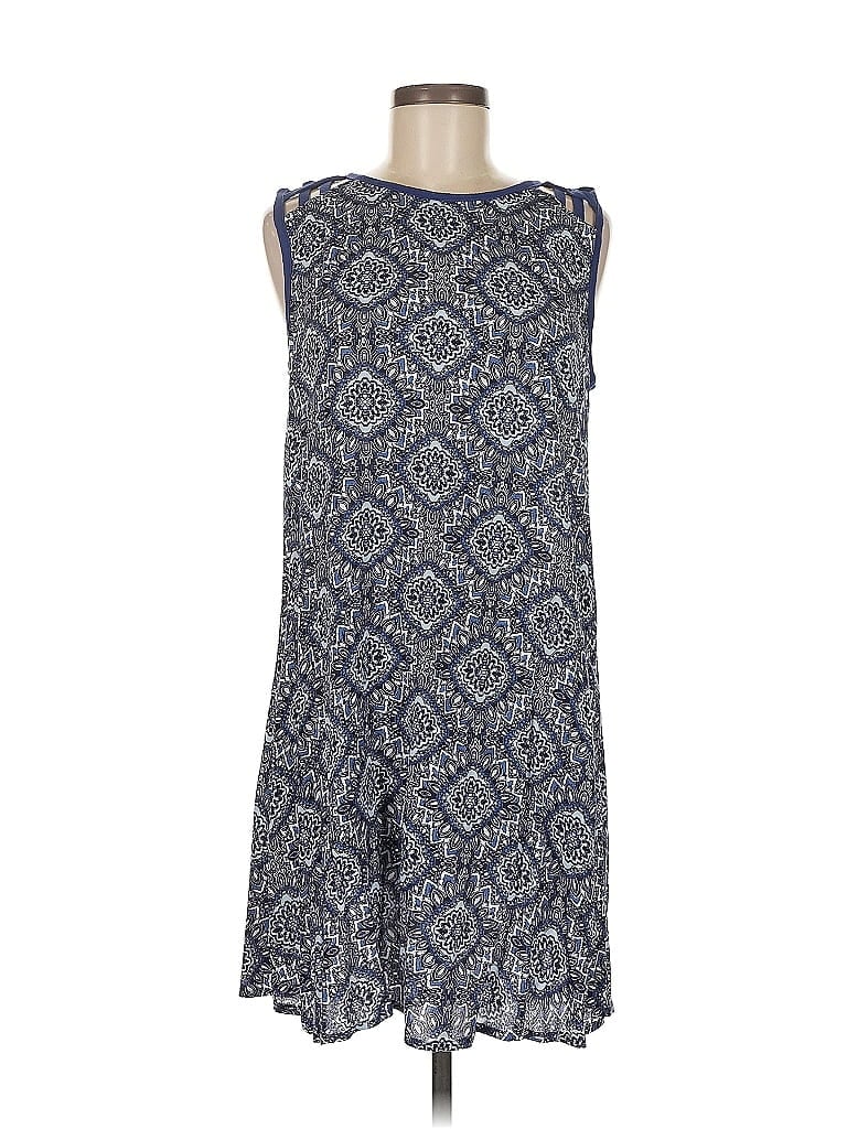 Click to view more detailed imagery on our partner's website Pre-owned Speechless Casual Dress In Blue