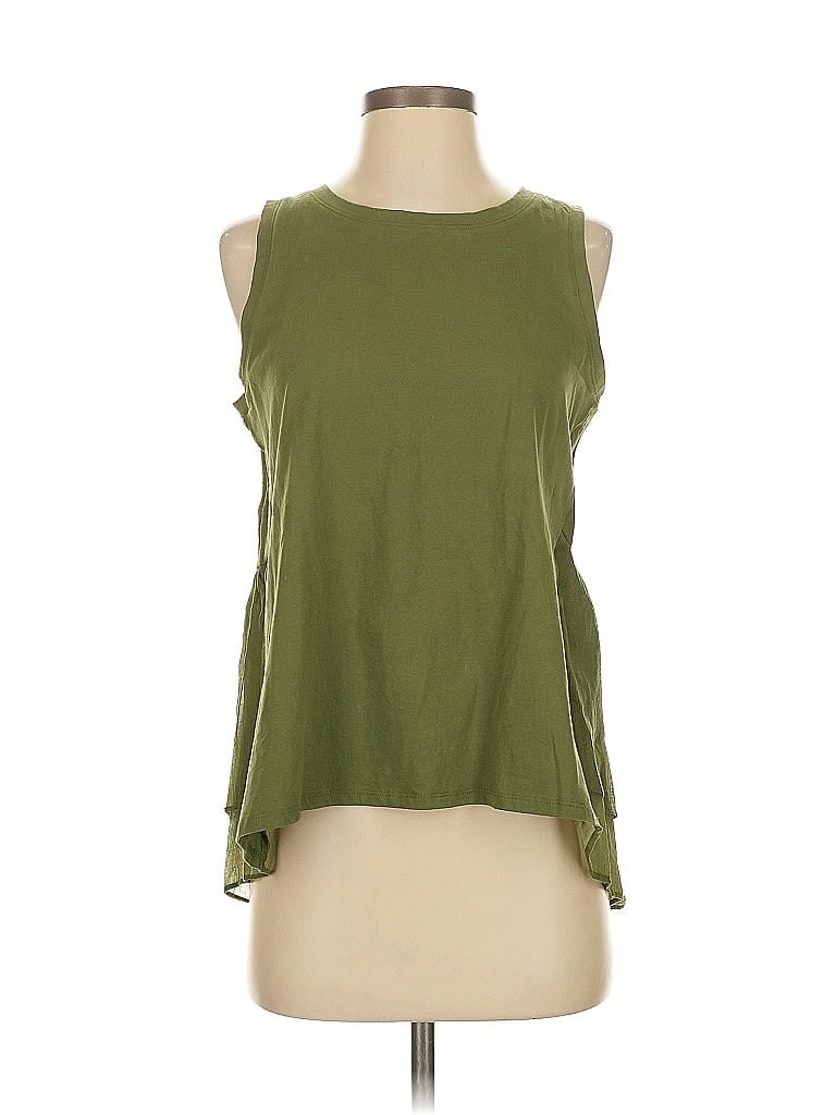 Pre-owned Vince Camuto Sleeveless T-shirt In Green