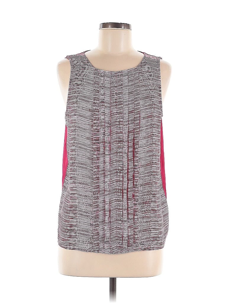 Click to view more detailed imagery on our partner's website Pre-owned Elle Sleeveless Top Red Scoop Neck Tops