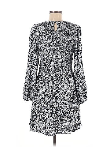Old Navy Casual Dress (view 2)