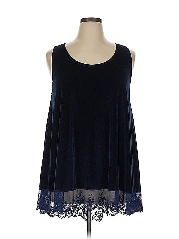 The Pyramid Collection Sleeveless Top (view 1)