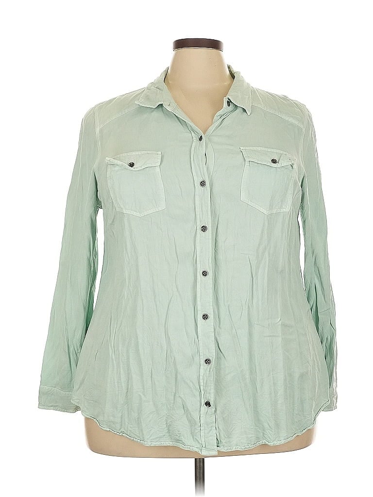 Pre-owned Torrid 3/4 Sleeve Button Down Shirt In Green