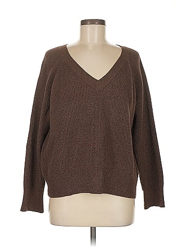 Old Navy Pullover Sweater (view 1)