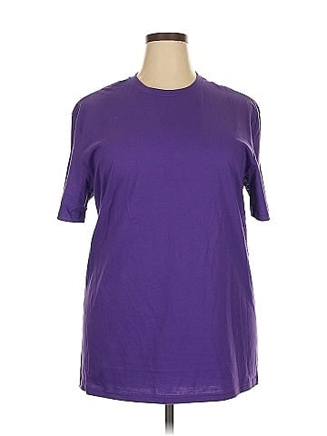 District. Short Sleeve T-Shirt (view 1)