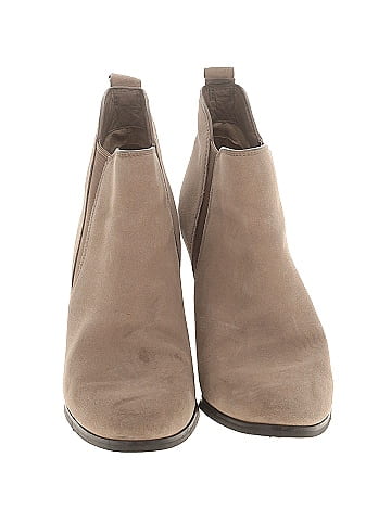 MICHAEL Michael Kors Ankle Boots (view 2)