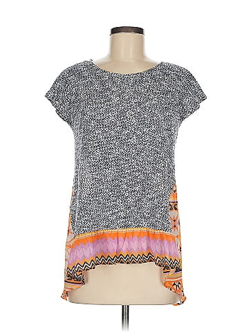 Hem & Thread Short Sleeve Top (view 1)