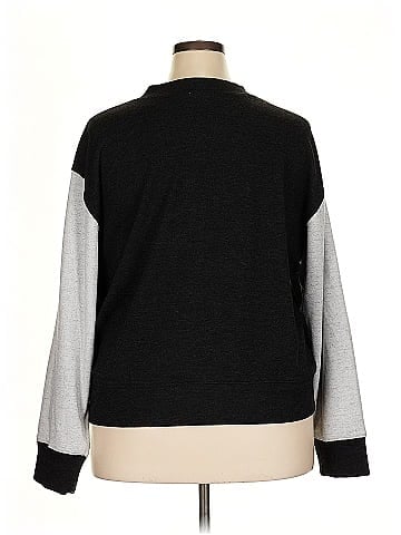 Calme Pullover Sweater (view 2)