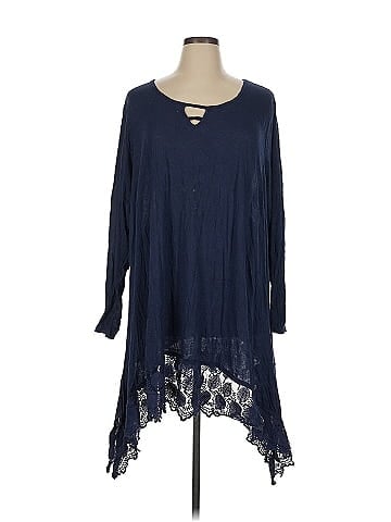 Evans 3/4 Sleeve Blouse (view 1)