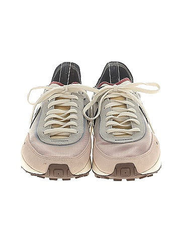 Nike Sneakers (view 2)
