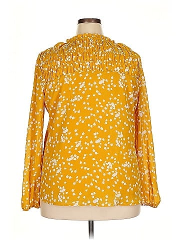 Unbranded 3/4 Sleeve Blouse (view 2)