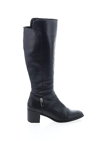 Coach and Four Boots (view 1)