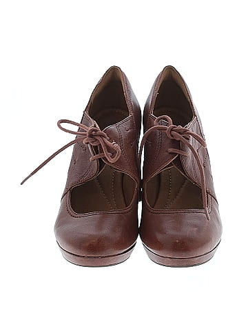 Clarks Heels (view 2)