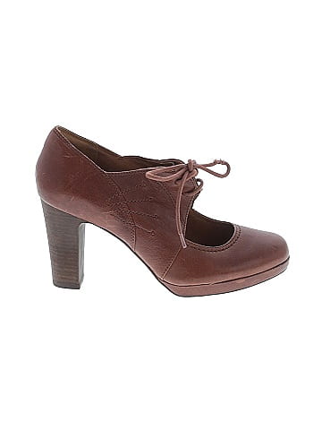 Clarks Heels (view 1)