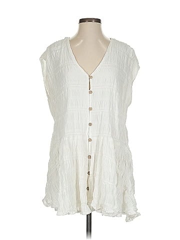 Day + Moon Sleeveless Blouse (view 1)