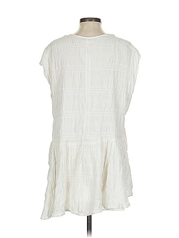 Day + Moon Sleeveless Blouse (view 2)